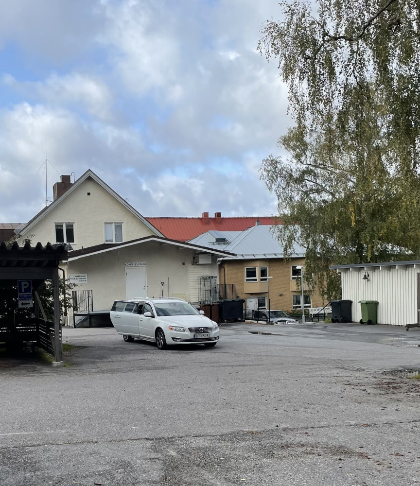 b-12_mikael_o_annelie_mobil_enhet_trygghetspunkt_djuroehemmet.jpg